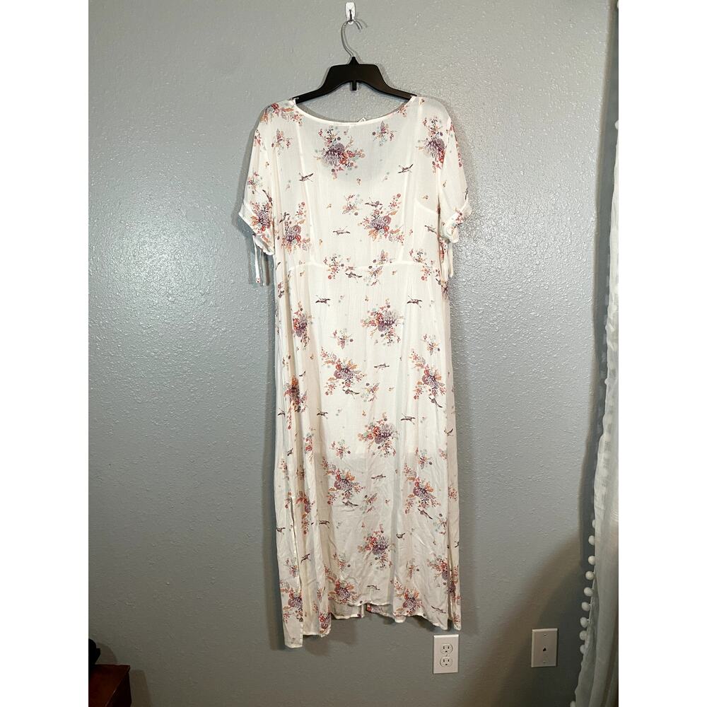 Mudd Dress Womens XL Floral White Boho Knee Length Short Sleeve V Neck Button - Picture 2 of 7